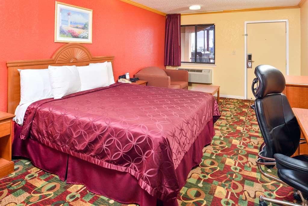 Americas Best Value Inn Buda Exteriér fotografie