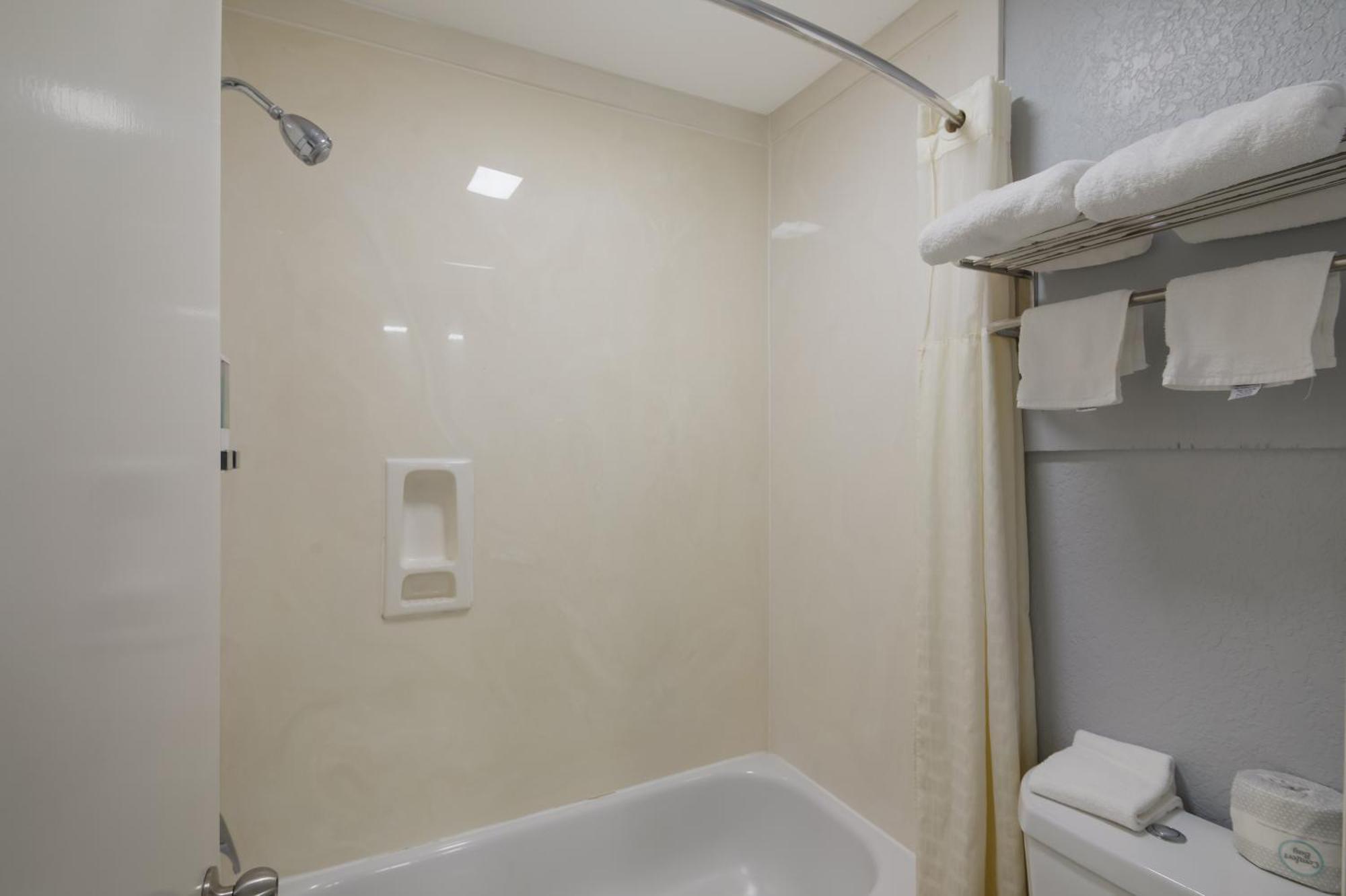 Americas Best Value Inn Buda Exteriér fotografie